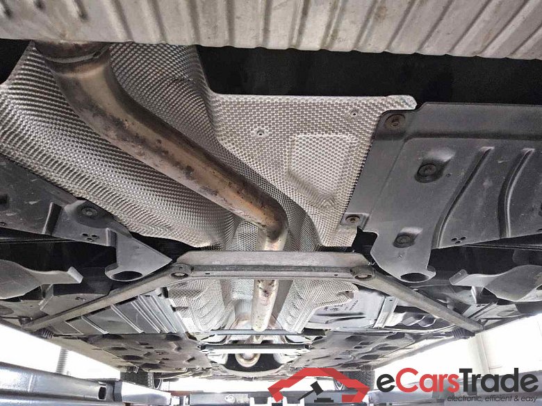 BMW 1 Limousine (F40)(2019->) DE - LimS5 118i EU6d, Sport Line (OPF)(EURO 6d), 2020 - 2024 #5