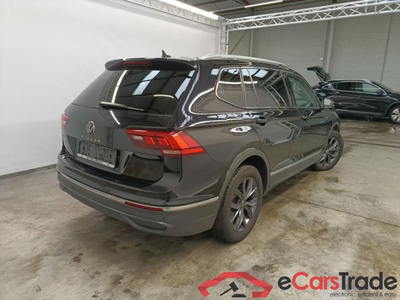 Volkswagen Tiguan Allspace 2.0 TDI DSG Life Business 5d #2