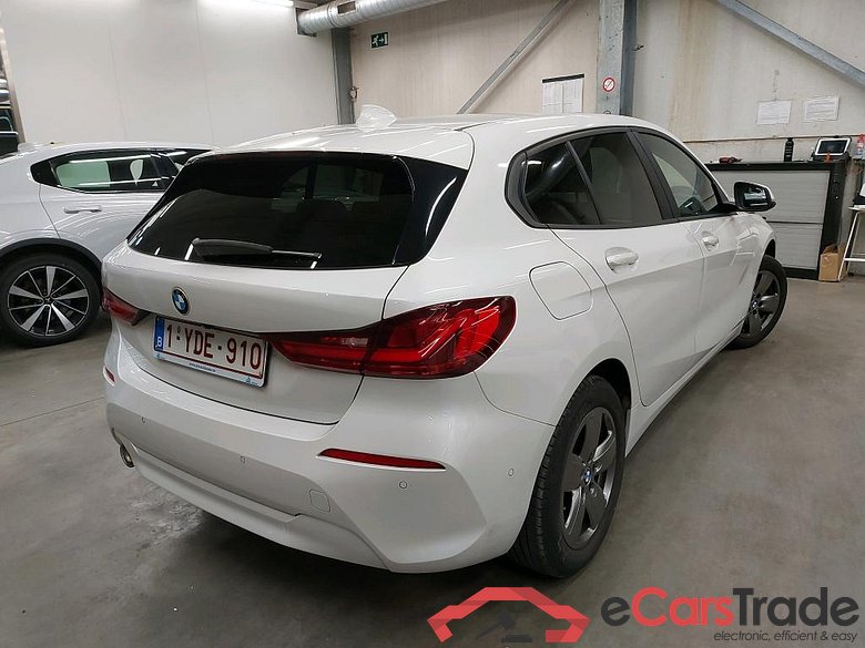 BMW - BMW 1 HATCH 116d 116PK Advantage Pack Business With HEated Seats & Live CockPit Nav Plus & Parking Assistant Pack #2
