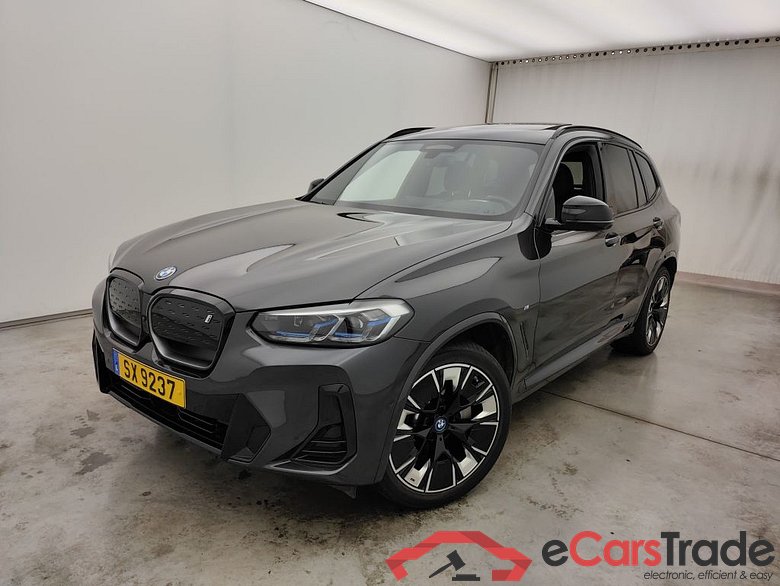 BMW IX3 - 2022 74 kWh 286 iX3 5d