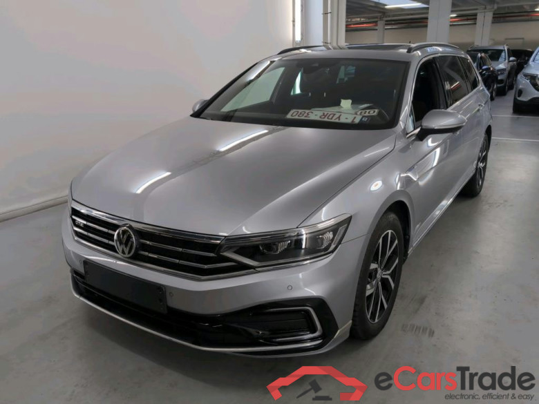 VOLKSWAGEN PASSAT VARIANT 1.4 TSI MSQ VARIANT GTE BUSINESS