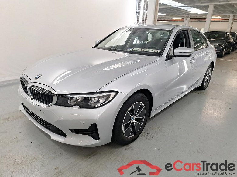 BMW 3-serie 2.0 320I (135KW) BERLINE