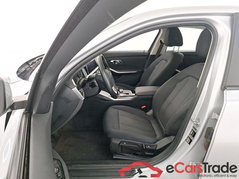 BMW 3-serie 2.0 320I (135KW) BERLINE #5