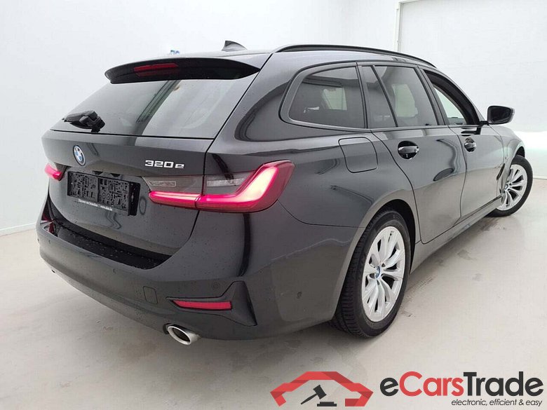BMW 3-SERIE TOURING 320E AUT #2