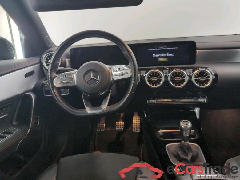 Mercedes CLA 180 AMG Night LED-Xenon Widescreen Ambient Navi 1/2 Sport-Leather-Alcantara KeylessGo Camera Klima PDC ... #6