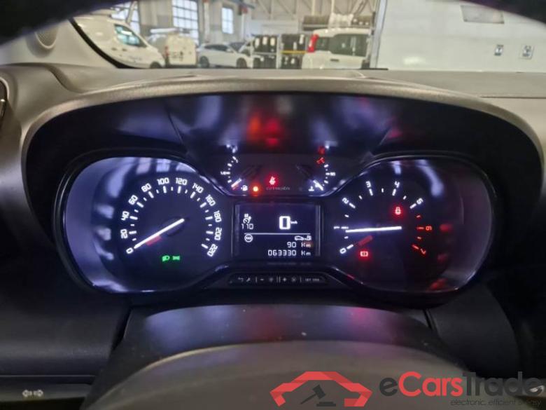 CITROEN C3 AIRCROSS / 2021 / 5P / SUV BLUEHDI 110 SeS FEEL #4