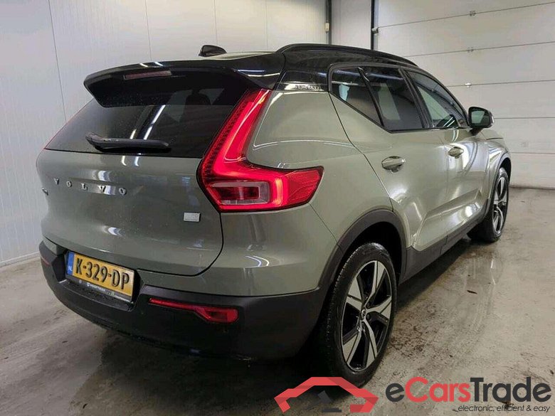 VOLVO XC40 Recharge P8 AWD RDes #2
