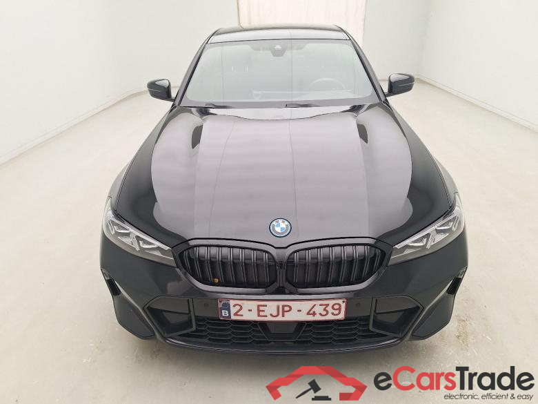 BMW, 3-serie FL'22 PHEV, BMW 3 Reeks Berline 330e (215 kW) 4d