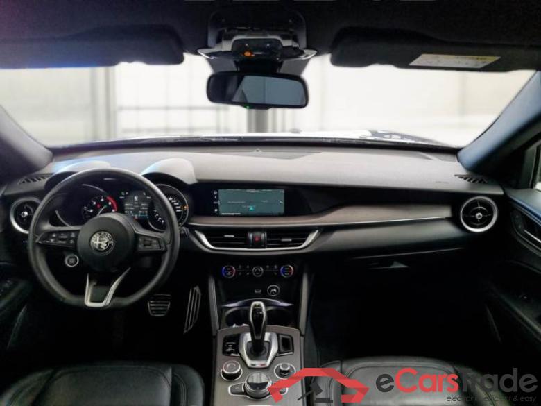 ALFA ROMEO STELVIO / 2017 / 5P / SUV 2.2 TD 210 CV TI AT8 Q4 #3