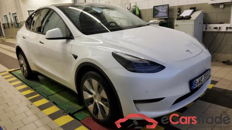 Tesla Model Y  #2