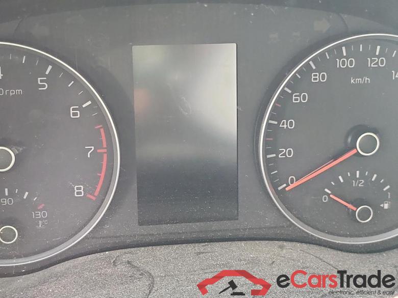 KIA Stonic / 2017 / 5P / todoterreno 1.0 T-GDi 88kW (120CV) MHEV iMT Drive #5