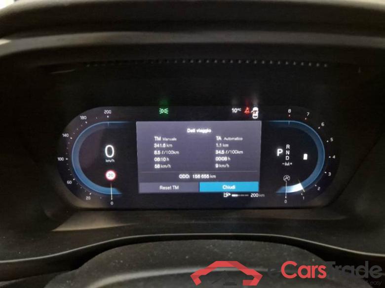 VOLVO XC40 / 2021 / 5P / SUV B3 AUTOMATICO ESSENTIAL #4