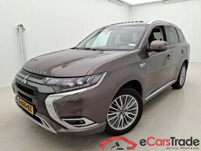 MITSUBISHI Outlander 2.4 PHEV Intense+ 4WD AUT