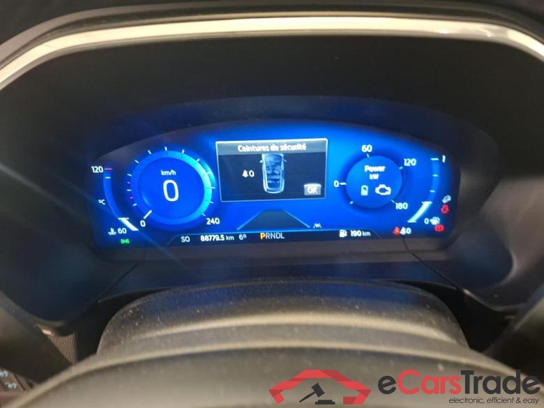 FORD Kuga  2019  5P  SUV 25 190 hybrid Flexifuel Pshift Titanium #6