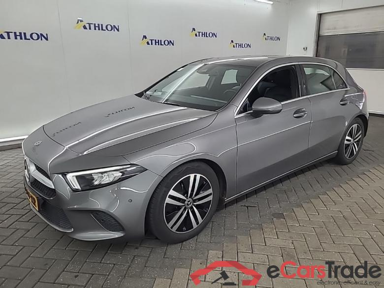 MERCEDES-BENZ A-klasse A 180 7G-DCT Business Solution Luxury 5D 100kW #1