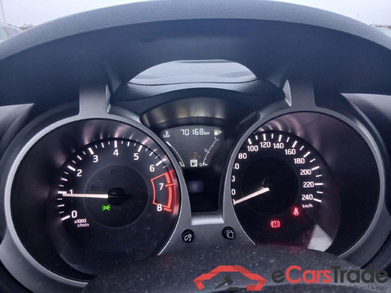 NISSAN JUKE / 2014 / 5P / crossover G.E6D-Temp 83kW (112 CV) 5M/T ACENTA (CX) #4