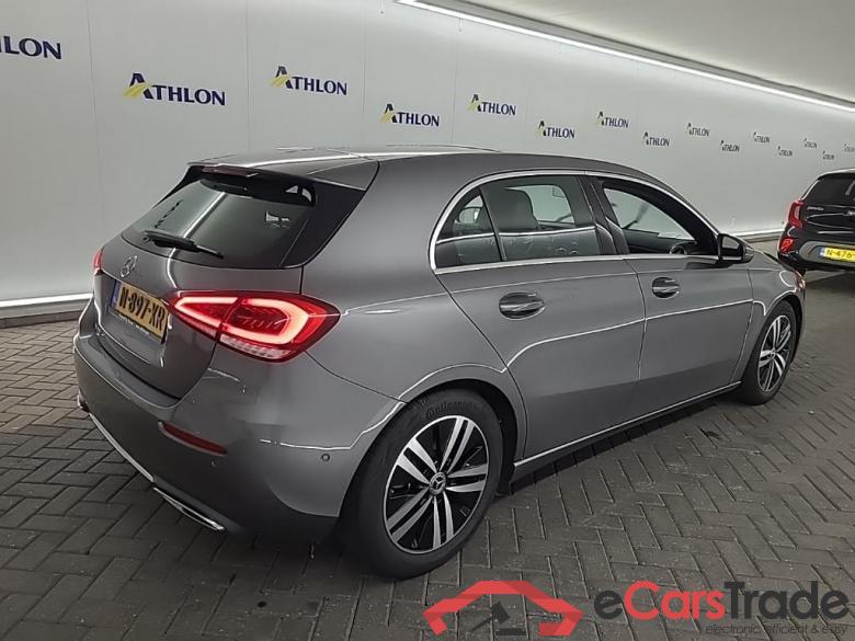 MERCEDES-BENZ A-klasse A 180 7G-DCT Business Solution Luxury 5D 100kW #3