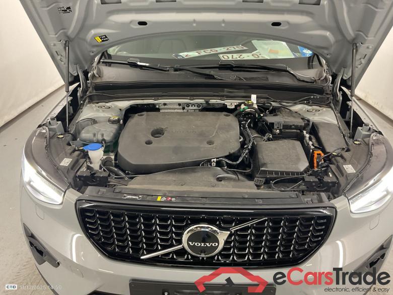 VOLVO XC40 2.0 B3 MHEV ULTIMATE DARK DESIGN DCT #6