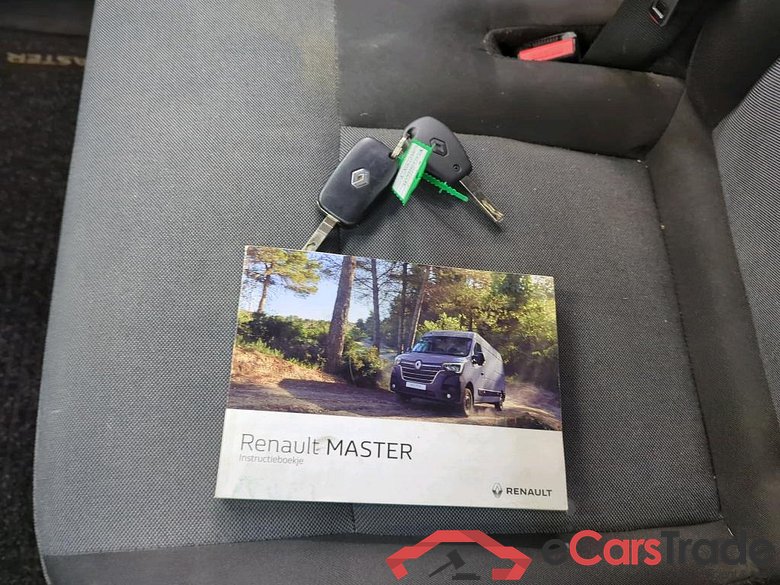 Renault Master L2H2 T33 dCi 135 EU6 FWD 4d #4