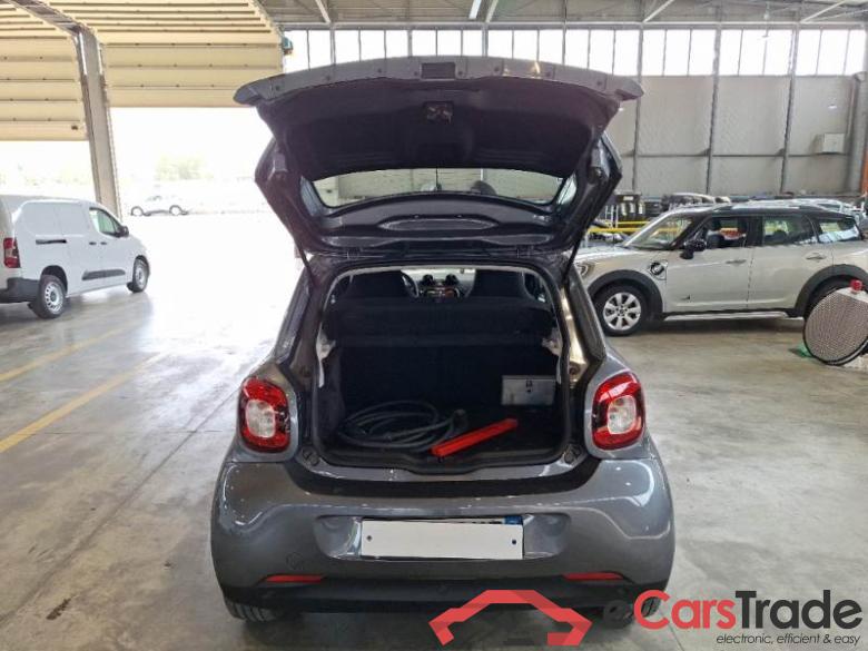 SMART FORFOUR / 2019 / 5P / BERLINA EQ 60KW PASSION #4