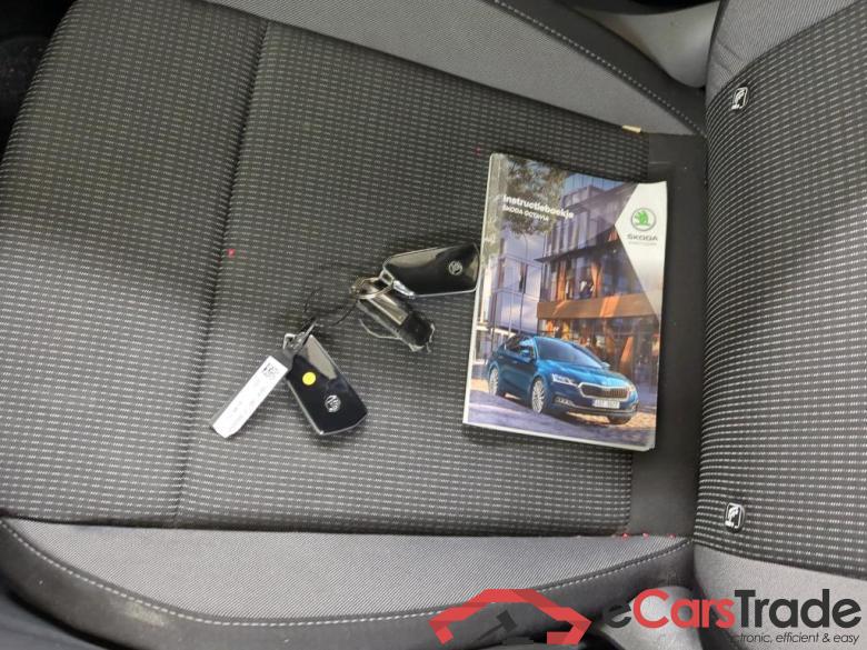 Škoda Octavia Combi 1.0 TSI Greentech Business Edition 5d #4