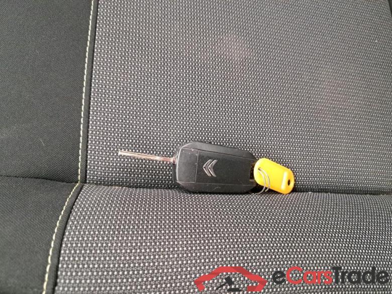 C3 Société Live 1.2 PureTech 70CV BVM5 E6 #6