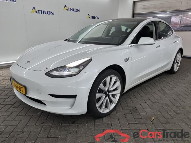 Tesla Model 3 Standard Range Plus RWD 4D 225kW #1