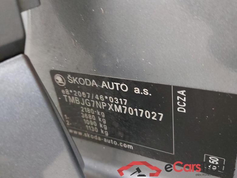 SKODA - SKO SUPERB COMBI CRTDI 120PK DSG7 Ambition Pack Corporate With Heated Seats & Lane & Side Assist & Acc & PDC Front & Rear #6