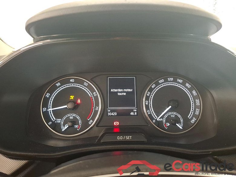 Fabia Ambition 1.0 MPI 80CV BVM5 E6d #6