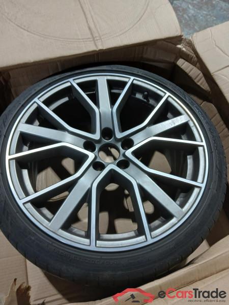 Audi A4 Avant (8WD)(05.2019->) DE - Kb5 40 2.0 TDI quattro EU6d, Avant S line (EURO 6d), (Facelift) 2020 - 2023 #2