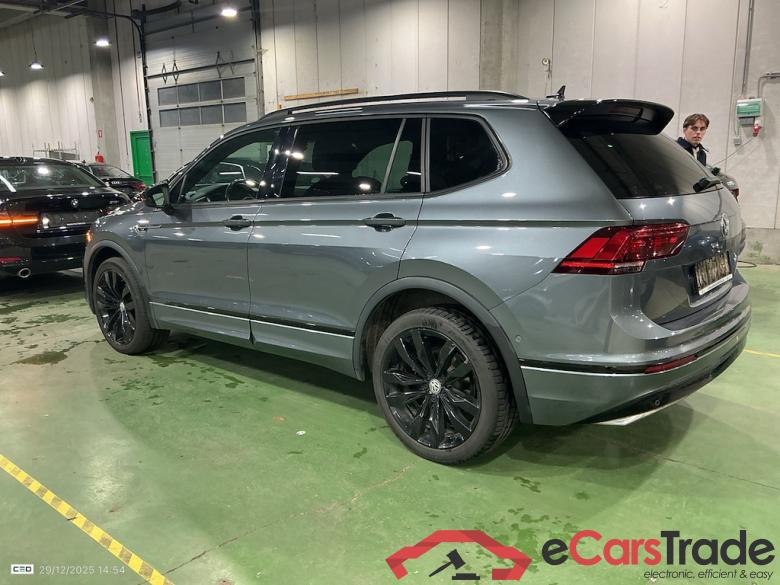VOLKSWAGEN TIGUAN ALLSPACE DIESEL 2.0 TDi SCR Platinum #3
