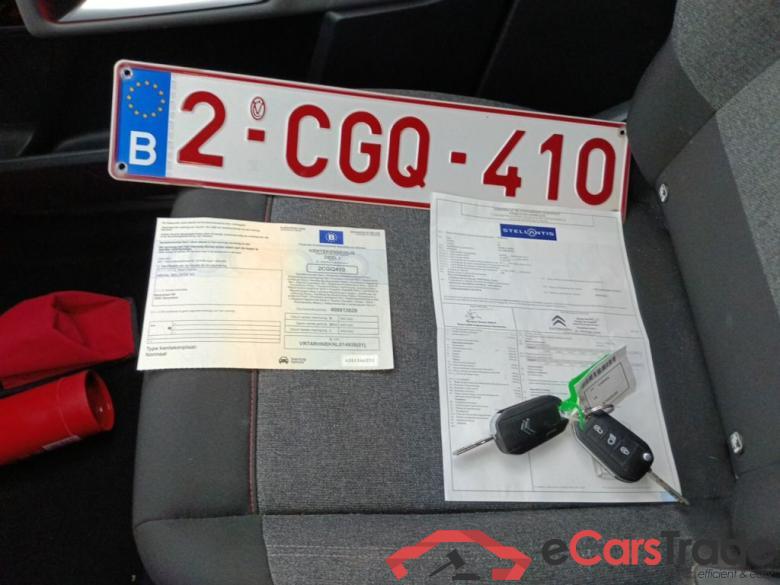 Citroën C5 Aircross 1.2 PureTech 130 S&S MAN6 Live 5d #4