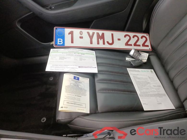 Skoda Superb Combi 2.0 CRTDI 110kW DSG7 Style 5d #4