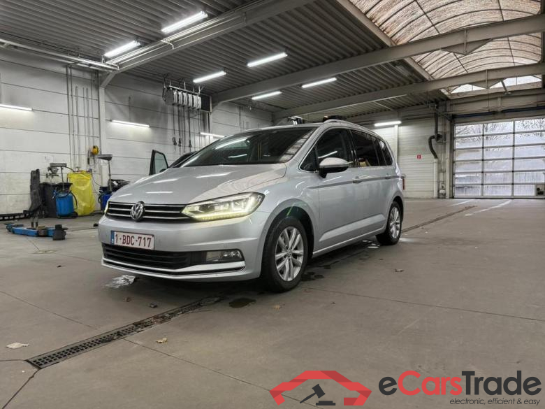 VOLKSWAGEN Touran Touran  Highline 1.6 TDI SCR BlueMotion Technology 85 kW (115 pk) 7 versnellingen DSG