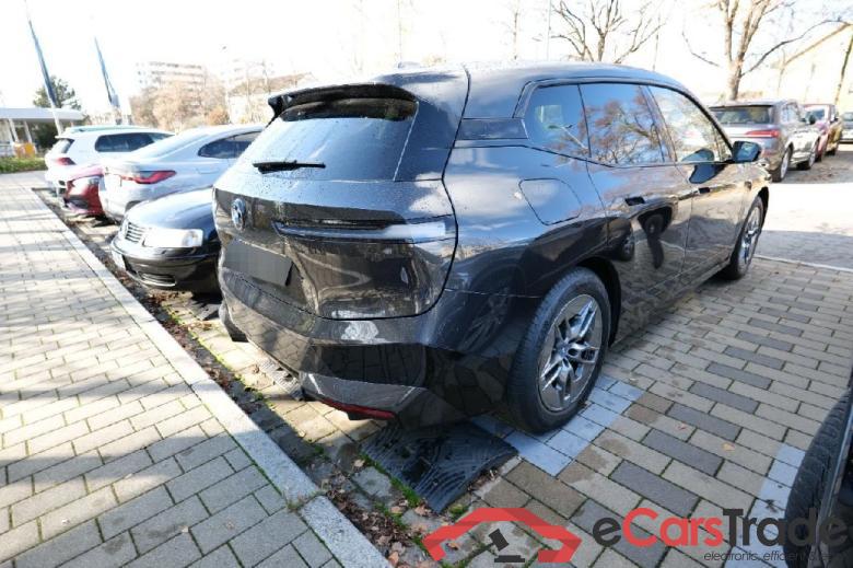 Baureihe iX 50 xDrive Sport 111kWh #2