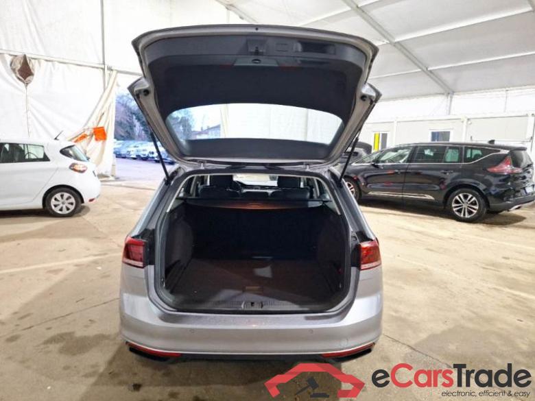 VOLKSWAGEN PASSAT / 2019 / 5P / STATION WAGON VAR. 2.0TDI SCR EVO 110KW BUSINESS DSG #5