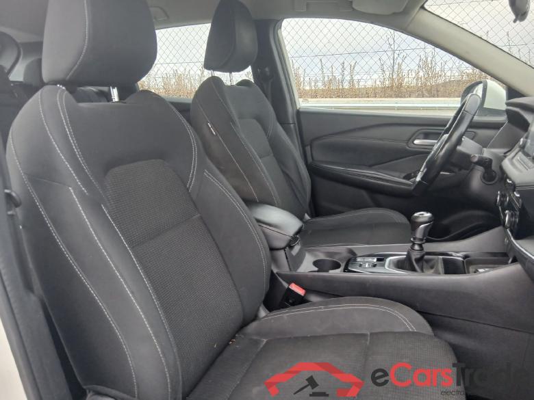 NISSAN QASHQAI / 2021 / 5P / todoterreno DIG-T 103kW (140CV) mHEV 4x2 Acenta #6
