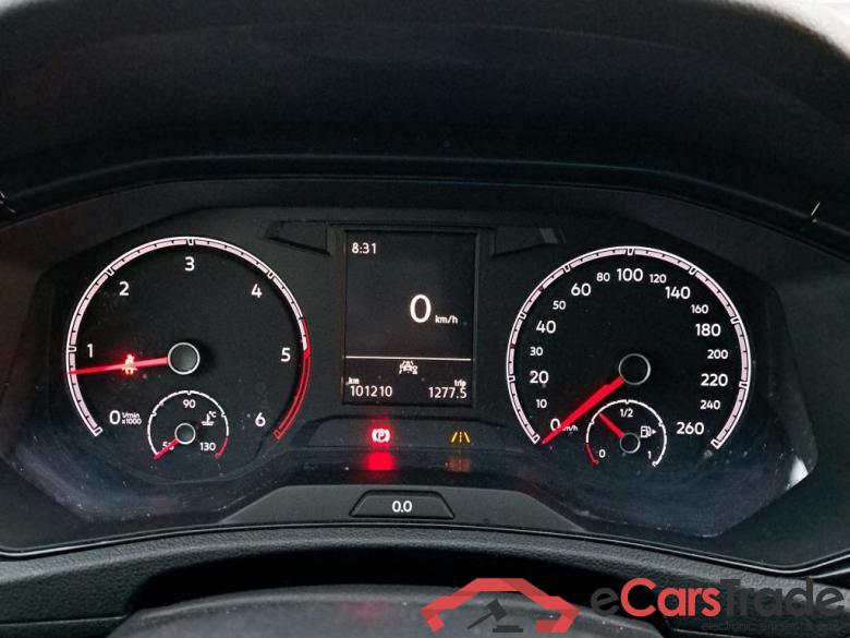 VOLKSWAGEN T-Roc / 2017 / 5P / todoterreno Edition 1.6 TDI 85kW (115CV) #4