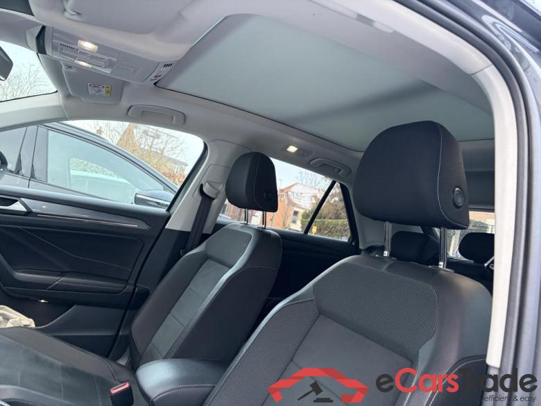 VOLKSWAGEN T-Roc T-Roc Style Business 1.0 TSI OPF 81 kW (110 ch) 6 vitesses manuel #6