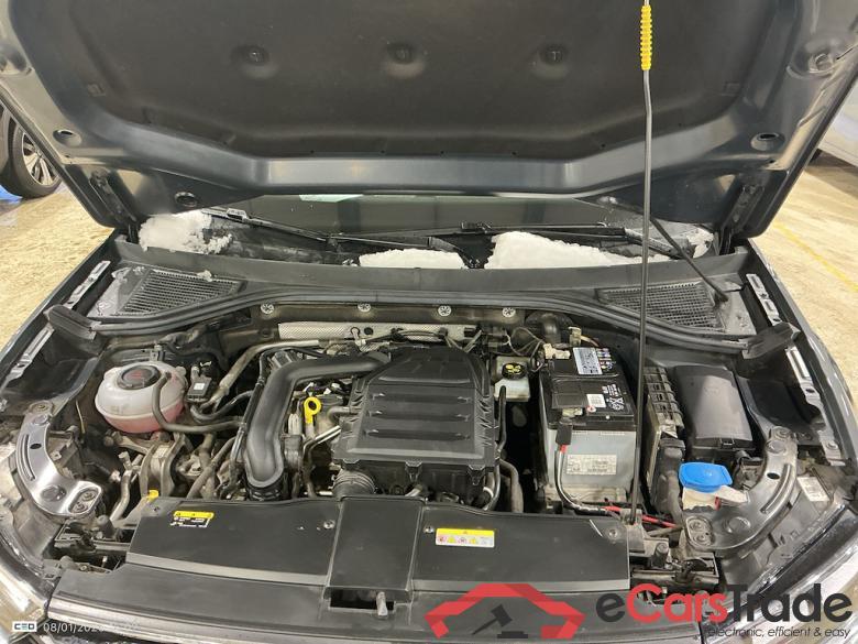 VOLKSWAGEN T-ROC 1.0 TSI United OPF #6