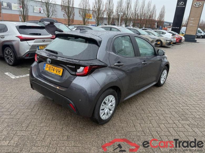 TOYOTA YARIS 1.5 Hybrid Active #4