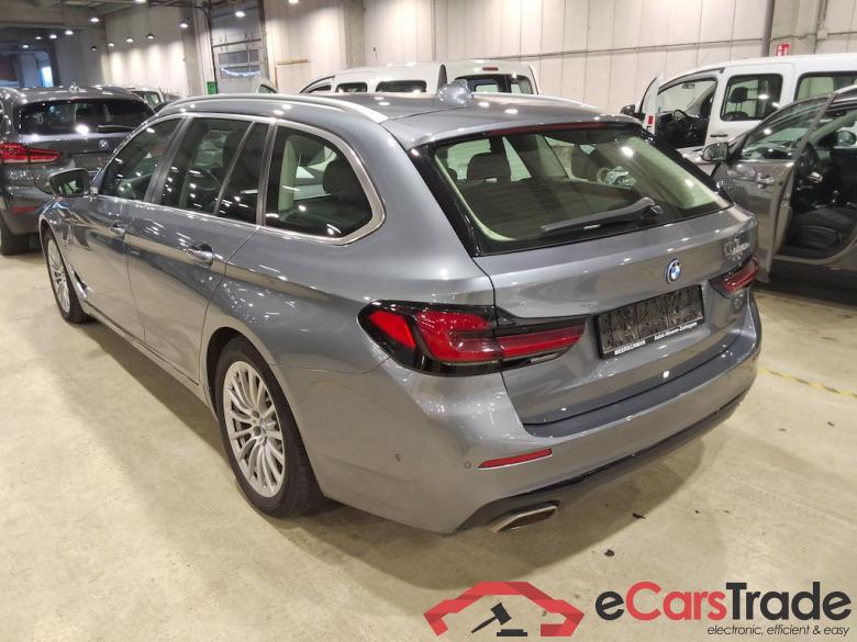 BMW 5 SERIES TOURING 2.0 520E TOURING AUTO #2