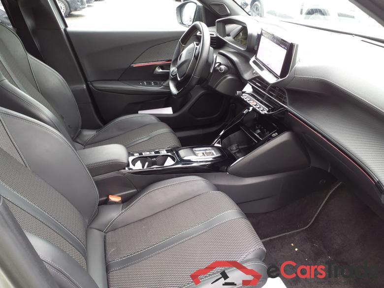 PEUGEOT 2008 1.2 PURETECH 130 EAT8 GT #5