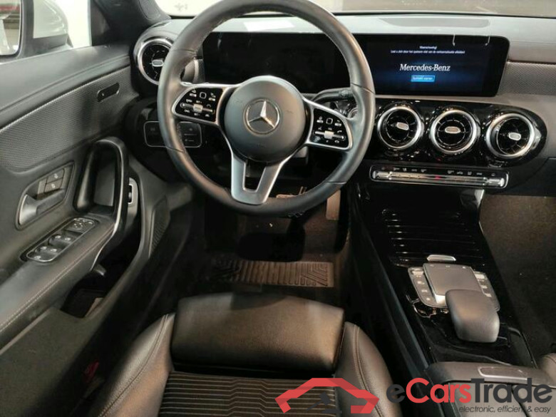 Mercedes CLA 200d SB Aut. LED-Xenon ACC Widescreen Navi 1/2 Leather KeylessGo Klima PDC ... #5