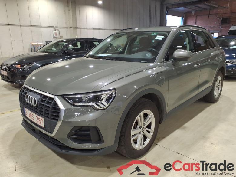 AUDI Q3 1.4 45 TFSI E S TRONIC #1