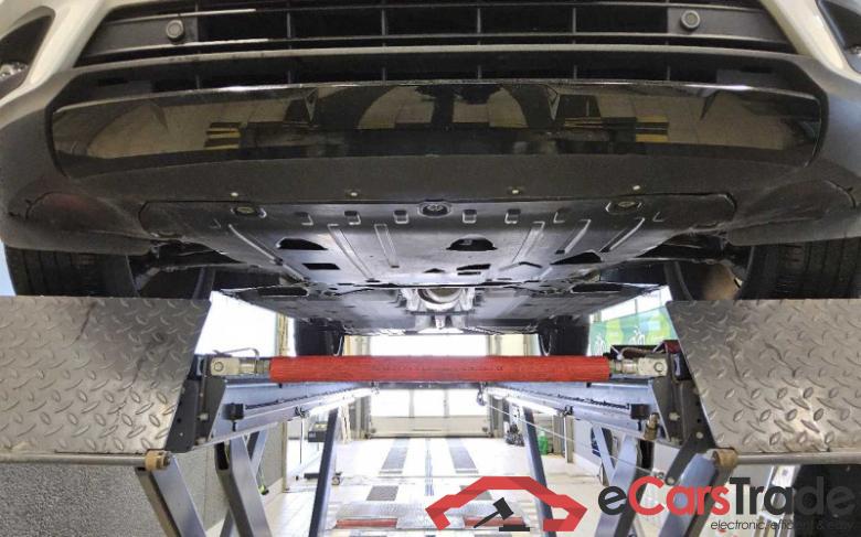 Volvo XC40 (2017->) DE - SUV5 B4 2WD EU6d, R-Design (EURO 6d), 2020 - 2022 #5