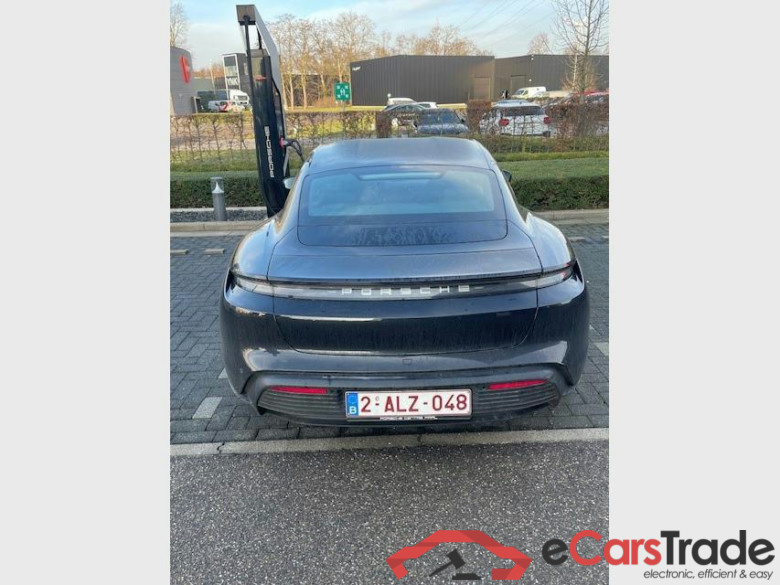 Porsche Taycan Aut. LED Virtual Navi Leather KeylessGo Klima PDC ... #3