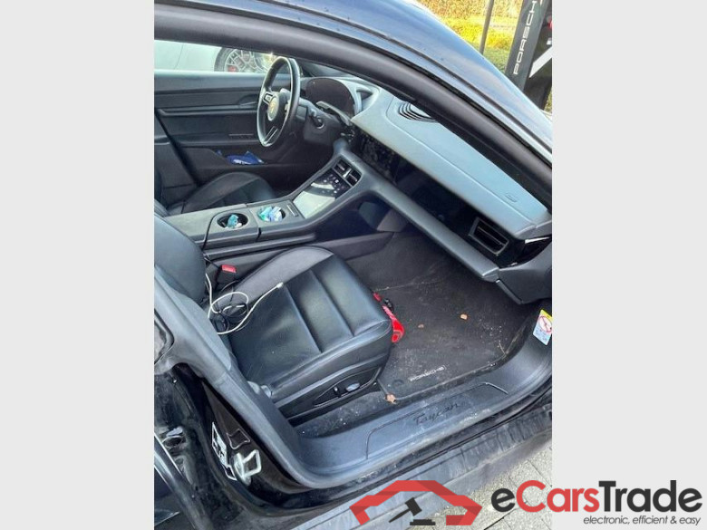 Porsche Taycan Aut. LED Virtual Navi Leather KeylessGo Klima PDC ... #5