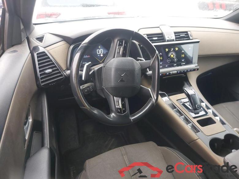 DS DS 7 Crossback / 2017 / 5P / todoterreno BlueHDi DE 96kW (130CV) Auto. CHIC (AC) #3