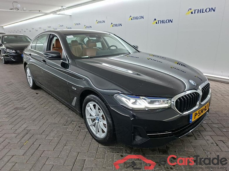 BMW 5 Serie Sedan 520e Business Edition Plus 4D 150kW #2